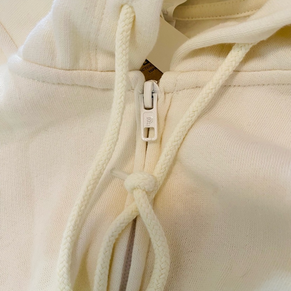 PINK Victoria's Secret Cream Hoodie New with tags xl - Picture 8 of 10